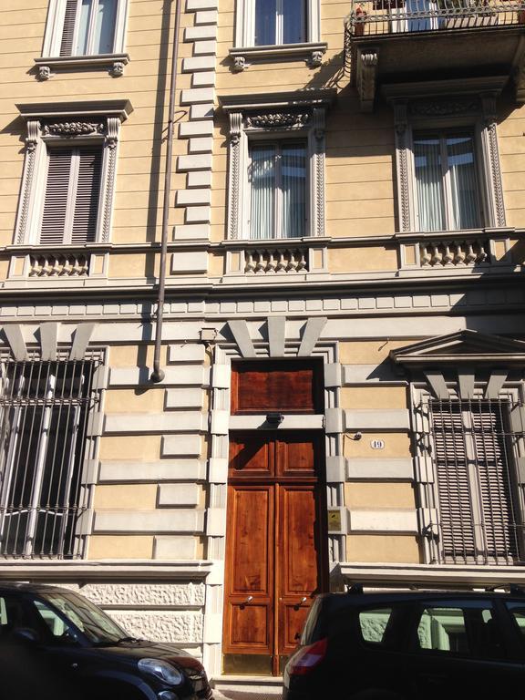 Al 19 Apartment